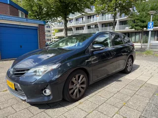 Toyota Auris Touring Sports 1.8 Hybrid Lease Pro