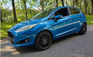 Ford Fiesta 1.0 EcoBoost Titanium - APK 17-10-2027 - 5 Deurs
