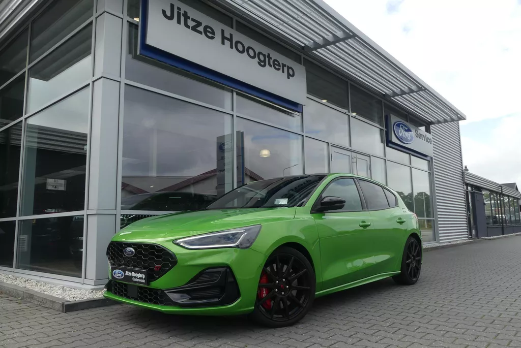 Ford Focus 2.3 EcoBoost ST-X TRACK PACK, HUD, WINTER PACK, ADAPT. CRUISE, CLIMA, NAVI, CAMERA, PDC V&amp;A, APPLE CARPLAY/ANDROID AUTO, BLIS, KEYLESS, B&amp;O, ELEKT. STOELEN, 30.704KM