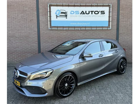 Mercedes-Benz A-klasse 180 Ambition AMG Carplay