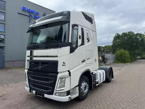 Volvo FH 460 4X2 EURO 6 / GLOBETROTTER / PARKING AIRCO / 2 TANKS