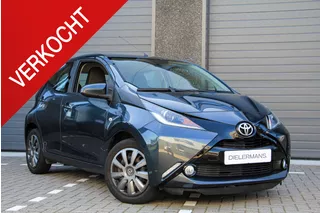 Toyota Aygo 1.0 VVT-i x | 5 deurs | Camera | Airco | Electro Grey | Heerlijke stadsauto!
