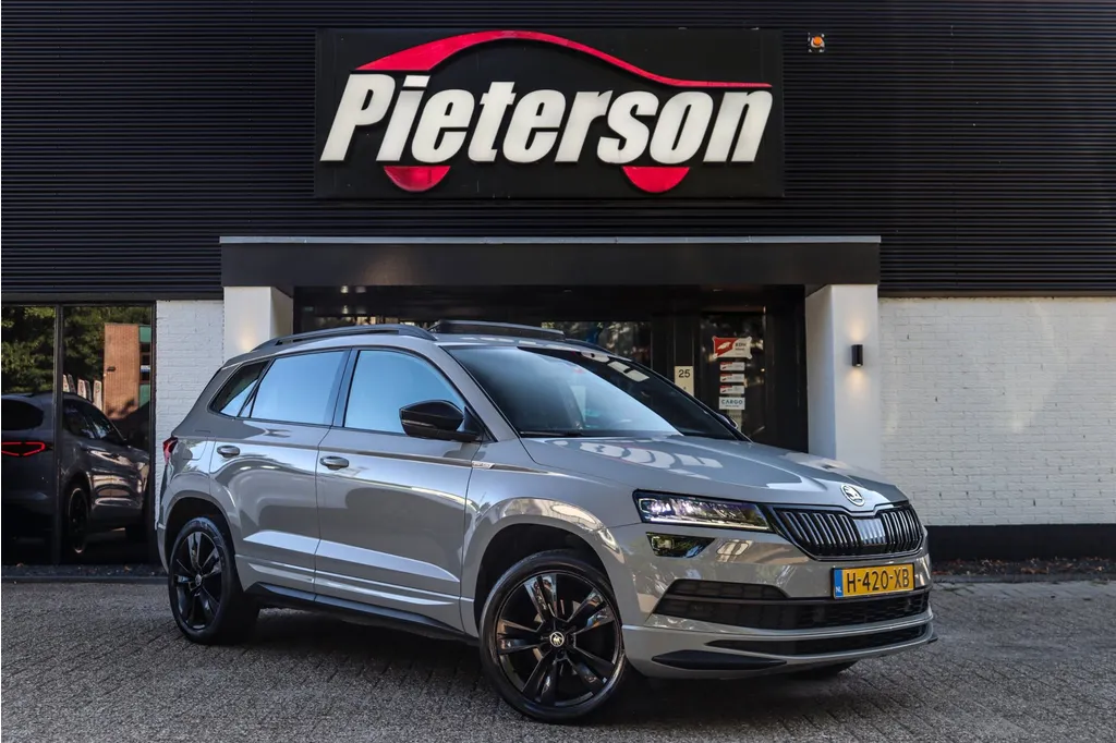 Skoda Karoq 1.5 TSI ACT Sportline BTW 1E EIGENAAR PANO TREKH