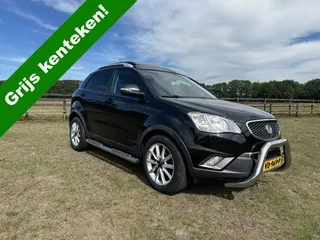 SsangYong Korando 2.0 XDI '13 4x4 GRIJS KENTEKEN Marge 2000KG Trekken!