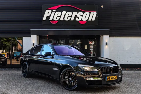 BMW 7-serie 750i M-Pakket PANO NAP SOFTCLOSE HUD 360 CAMERA