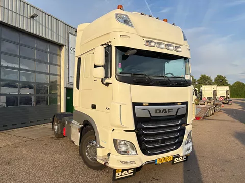 DAF XF 480 light bar, SSC, Warning lights on the roof