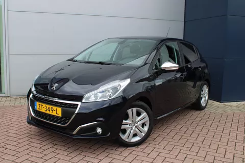 Peugeot 208 1.2 PureTech Signature Airco Navi Carplay Super mooi, dealer onderhouden