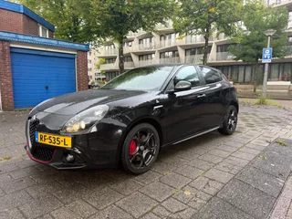 Alfa Romeo Giulietta 1.4 Turbo MultiAir Super AUTOMAAT Black Leather Edition