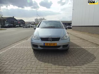 Mercedes-Benz A-klasse 150 Classic met airco trekhaak automaat back niet 100%