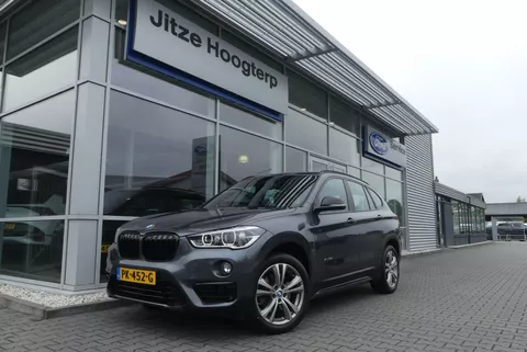 BMW X1 xDrive25i HUD, MEMORY, STOELVERWARMING, CRUISE, CLIMA, NAVI, CAMERA, PDC V&amp;A, KEYLESS, ELEKT. ACHTERKLEP, ELEKT. PASSAGIERSSTOEL, 116.131KM