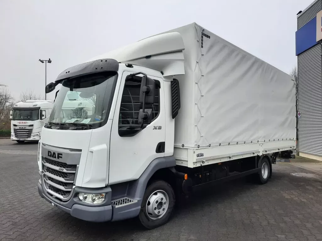 DAF XB 210 FA DAYCAB CURTAIN BOX MANUAL 1000 KG TAILGATE