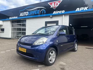 Daihatsu Sirion 2 1.0-12V Trend /Nieuwe apk bij aflevering/Airco/5 drs/Lm velgen