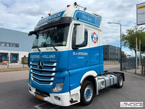 Mercedes-Benz Actros 1842 NL Truck - Bigspace - Top Condition - 2 Tanks T07851