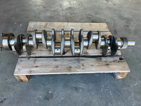 Volvo 8192122 / 8112931 / 24427376 CRANKSHAFT D6B