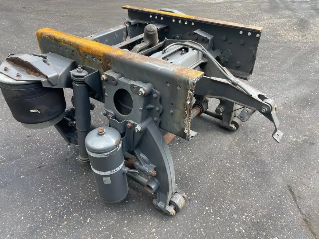 DAF 1321965 / 1321966 / 1627015 / 1627016 / 1913629 / 1933554 OPHANGING VOORLOOPAS