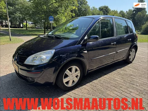 Renault Sc&eacute;nic 1.6-16V Privil&egrave;ge Comfort