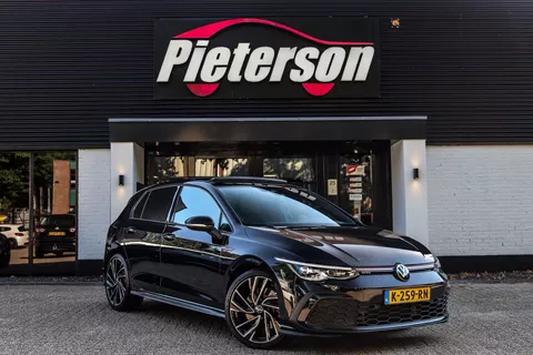 Volkswagen Golf 2.0 TSI GTI PANO IQ LIGHT SFEER CARPLAY