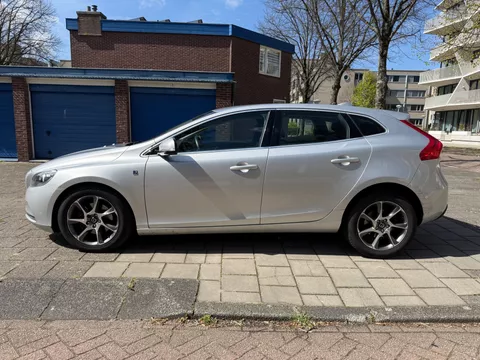 Volvo V40 2.0 D2 Summum Ocean Race