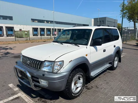 Toyota Landcruiser 4x4 - Manual - Diesel T07860