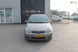 Toyota Yaris 1.3 VVT-i Sol AUTOMAAT.....