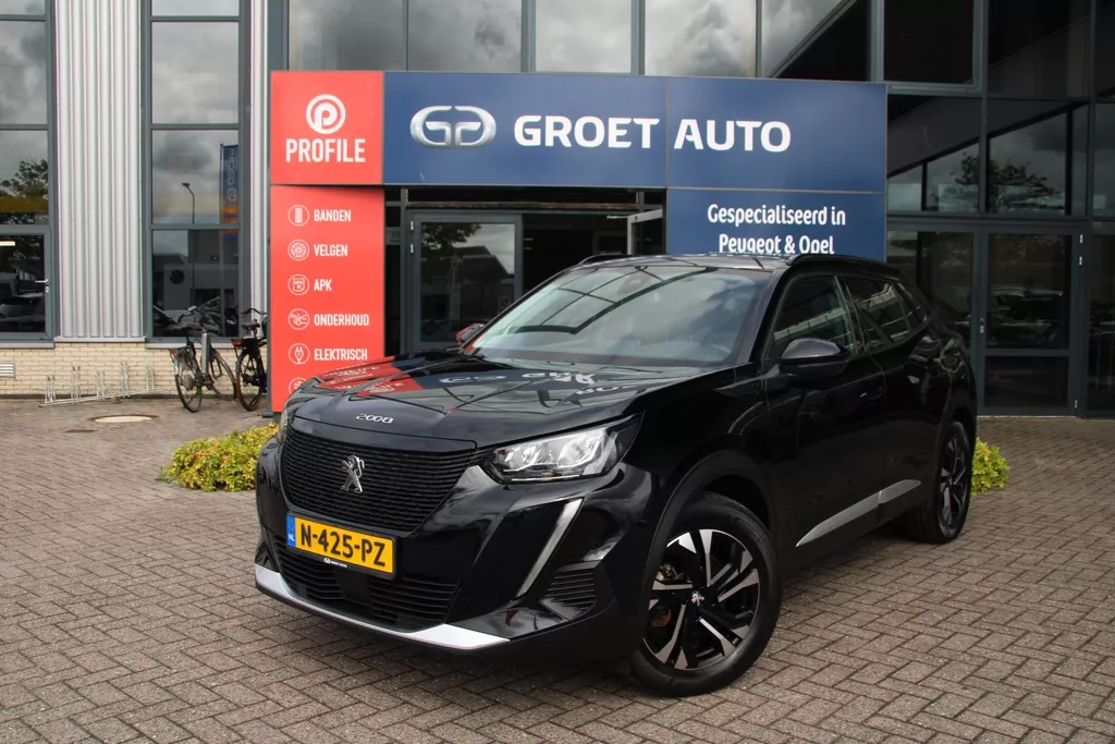 Peugeot e-2008 EV Allure 50 kWh Airco Camera Carplay SOH 91,8% Dealer onderhouden