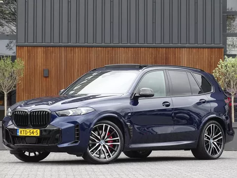 BMW X5 50e 490PK X-Drive M-Sport PRO / Individual / M-stoel / Carbon / Harman Kardon