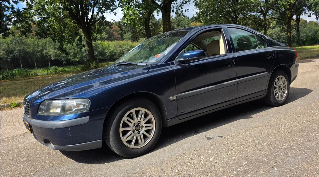 Volvo S60 2.4 - NL Auto - 2e Eigenaar - KOPPELING SLIPT -