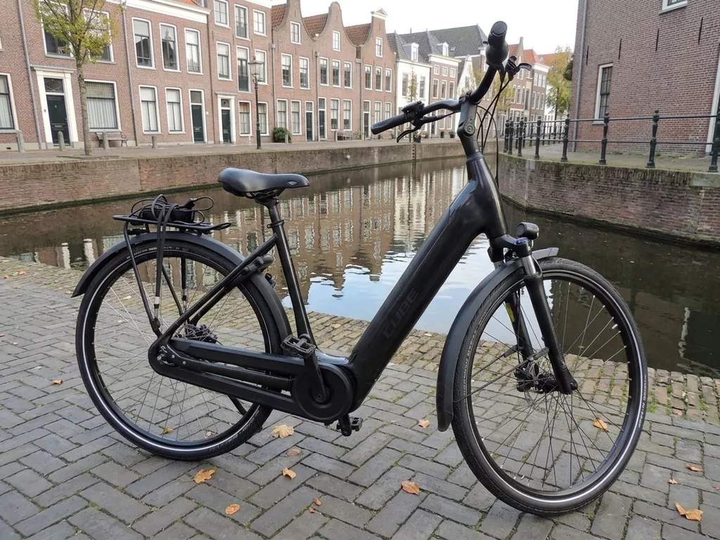 Cube  Supreme Framemaat 53 cm 625 WH accu