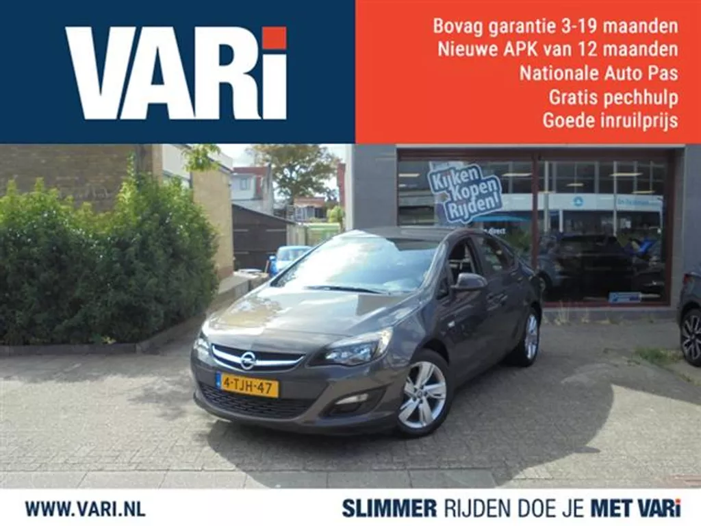 Opel Astra 1.4 TURBO Berlin sedan