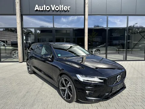 Volvo V60 2.0 B4 Plus Dark Pilot assist|360|trekhaak