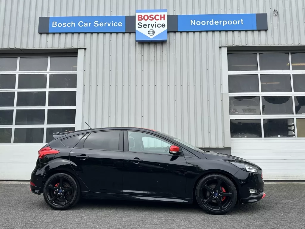 Ford Focus 1.0 Titanium Edition (Nieuwe distributieriem!)