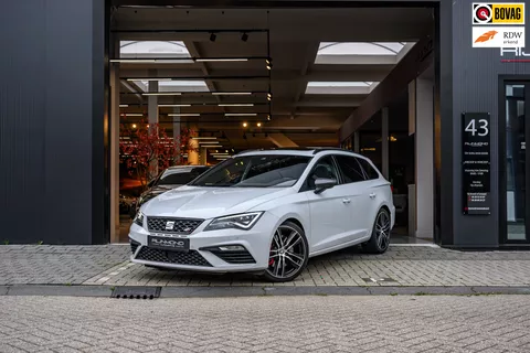 Seat Leon ST 2.0 TSI CUPRA 300 4DRIVE Panoramadak |Camera|Lane-Assist|Acc|Dealer Onderhouden