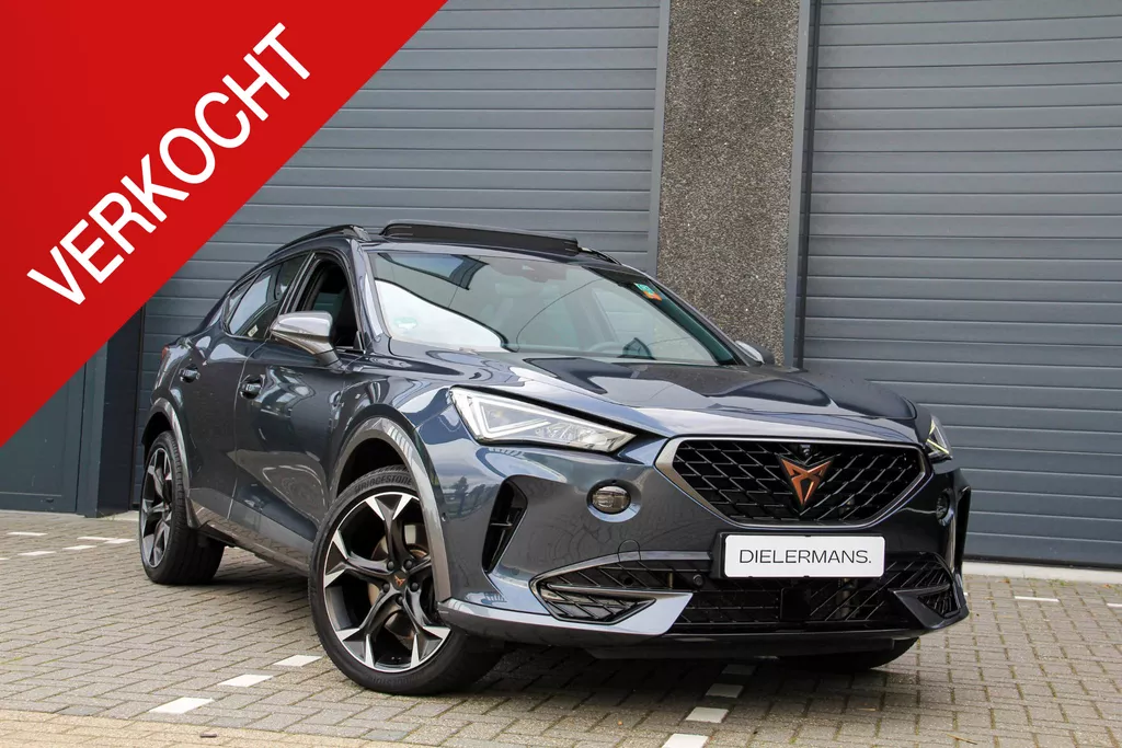 CUPRA Formentor 1.4 e-HYBRID 245PK VZ DSG Panorama dak | Cupra stuurwiel | Groot display | 360 camera - alle camera's | Keyless entry | Vol in de opties | Dealer onderhouden | 1e lak | BTW!