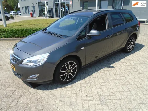Opel Astra Sports Tourer 1.4 Turbo Edition Nieuwe Apk