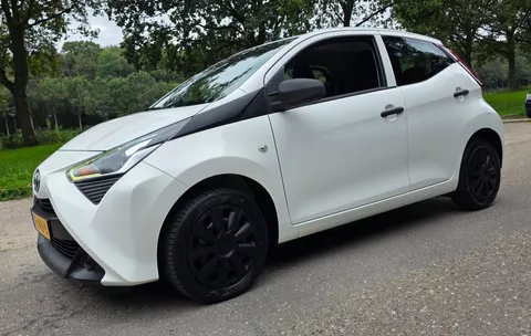 Toyota Aygo 1.0 VVT-i - NL Auto - 2e Eigenaar - 69.200 KM -
