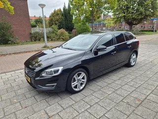 Volvo V60 2.4 D6 Twin Engine Hybrid 162kw R-Design+ EURO 6 Black Edition