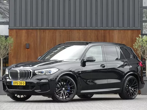 BMW X5 45e 394PK M-Sport Individual / Skylounge / Alcanatara / Laser / 360&deg;