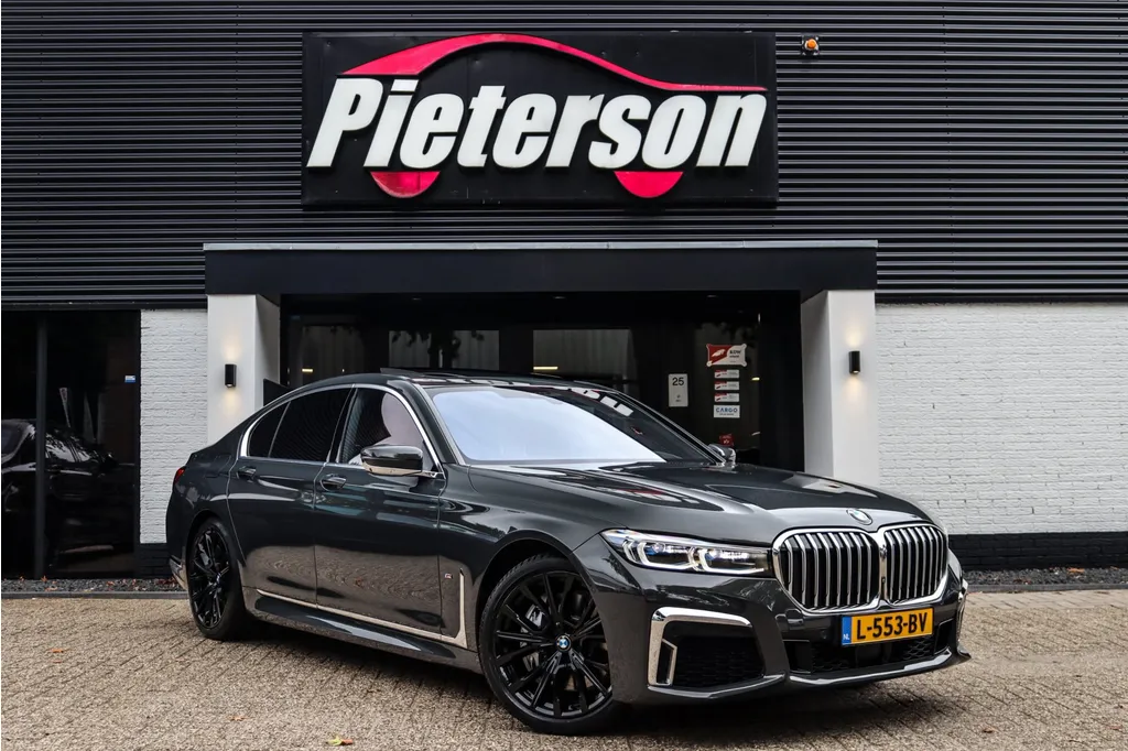 BMW 7-serie 745e M-Pakket BTW! PANO NAP HUD H&amp;K LASER ACC