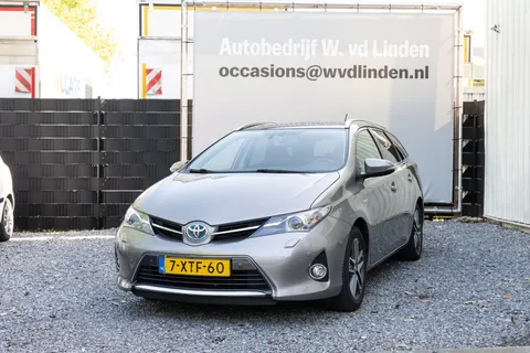 Toyota Auris Touring Sports 1.8 Hybr. Lease