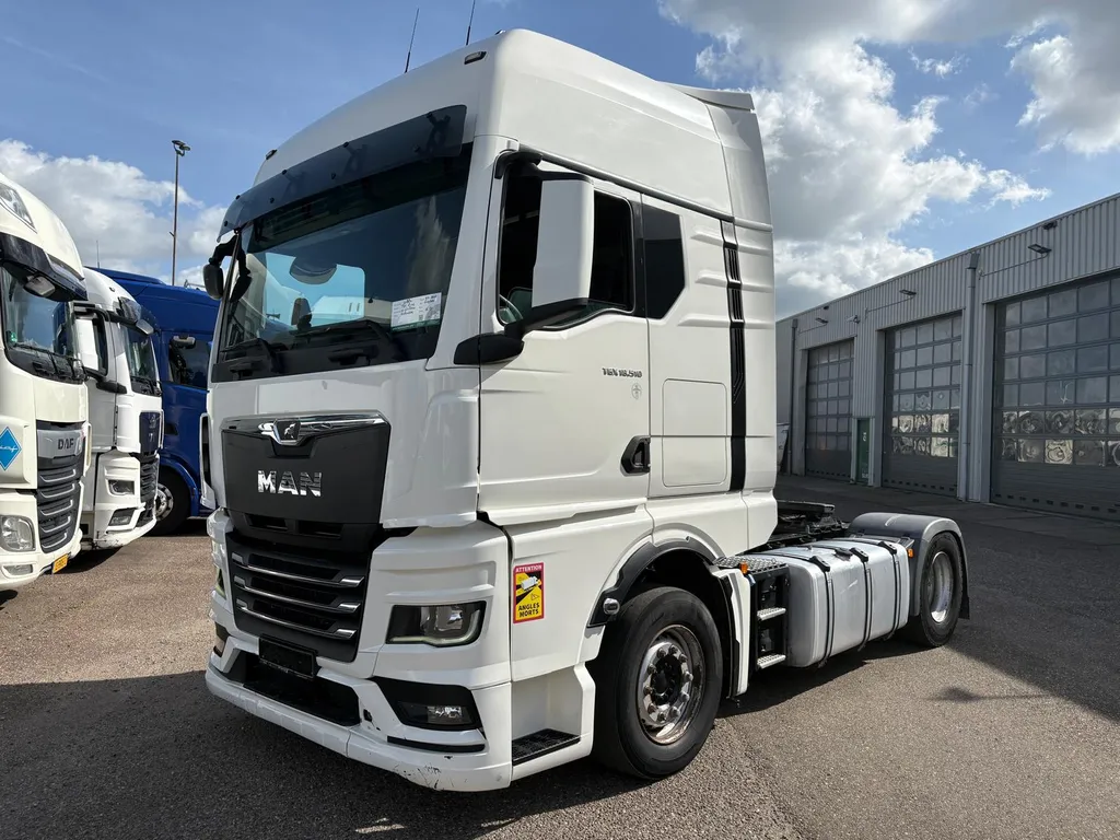 MAN TGX 18.510 retarder, 2 x Tank
