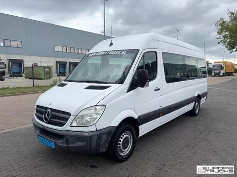 Mercedes-Benz Sprinter 313 9 Person - Wheelchair Lift - Automatic T07909