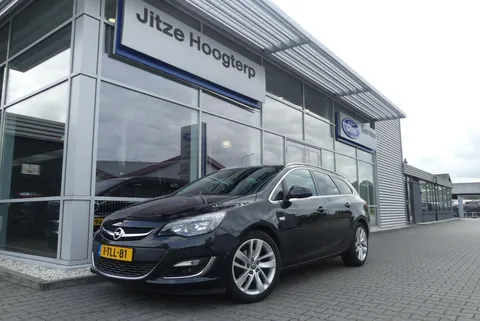 Opel Astra Sports Tourer 1.6 Turbo Cosmo TREKHAAK, LEER, WINTER PACK, CRUISE, CLIMA, NAVI, CAMERA, PDC V&amp;A, BLIS, DAB, ELEKT. RAMEN, 90.327KM