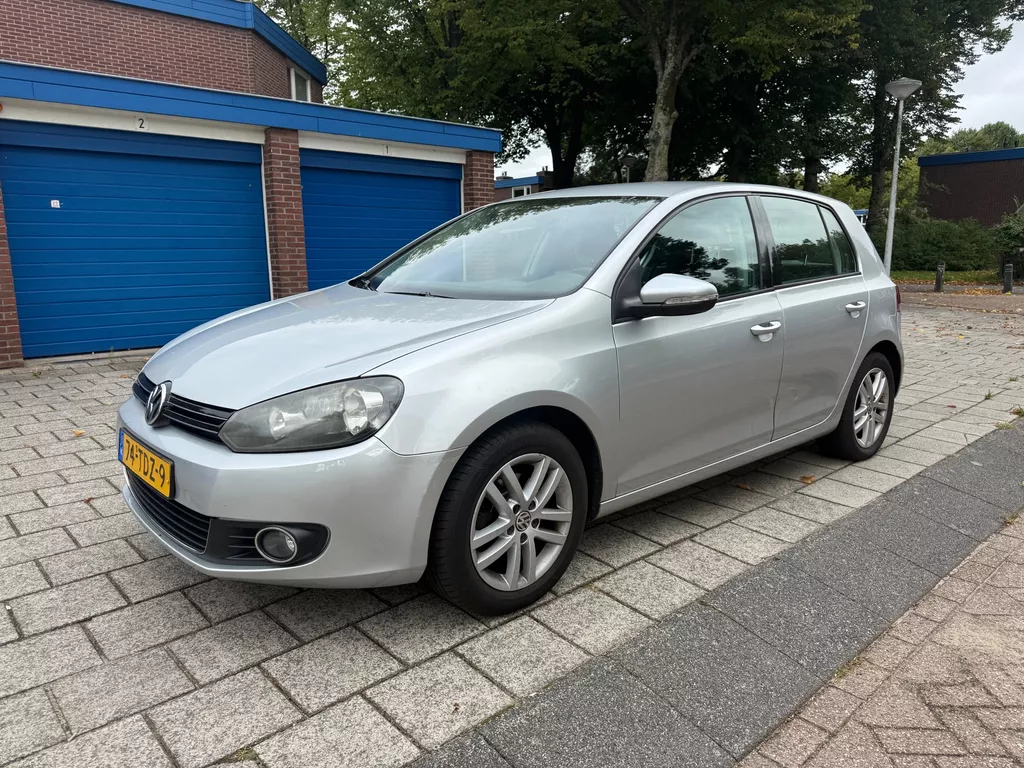 Volkswagen Golf 1.2 TSI Highline BlueMotion 5drs Cruise Climate