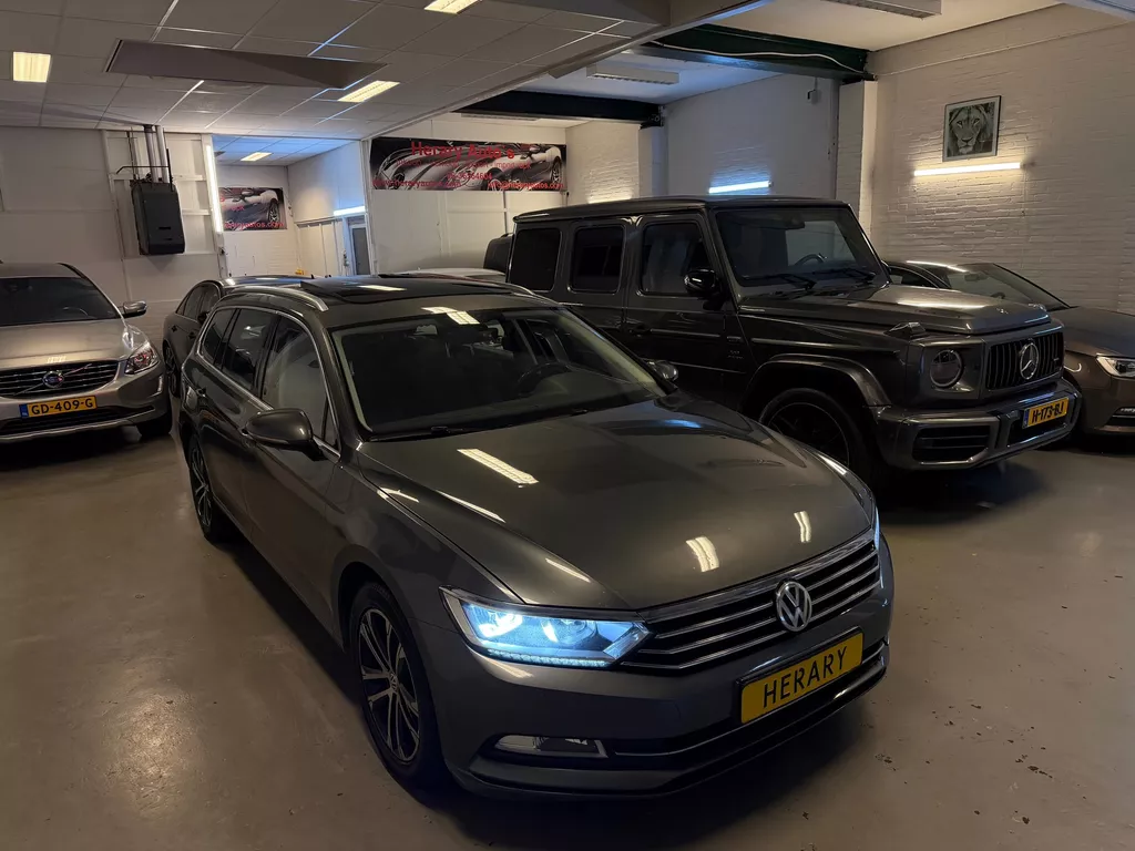 Volkswagen Passat Variant 2.0 TDI Pano DSG 150PS Navi BJ-16 EURO-6