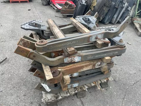 Renault 501060040 / 5010600441 REAR AXLE SUSPENSION