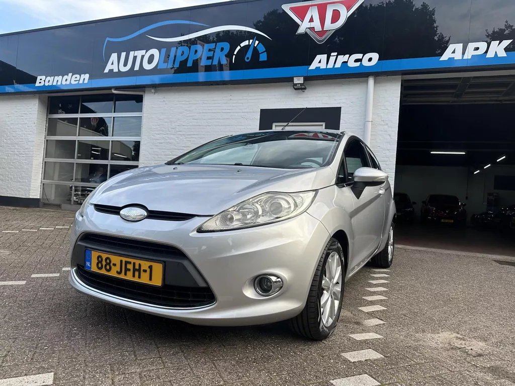 Ford Fiesta 1.25 Ghia /Airco/Apk 29-04-2027