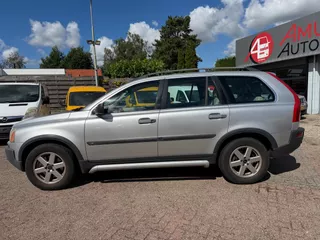 Volvo XC90 2.5T,AWD,ELITE,7-PERSOONS,AIRCO,2195,-
