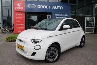 Fiat 500 C Icon 42 kWh Cabrio Automaat Bomvolle auto, oa met Airco Navi Camera Stoelverwarming Carplay