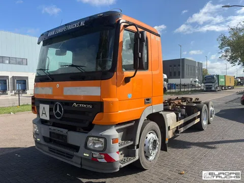 Mercedes Actros 2541 Steel/Air - Automatic - 6x2 T07952