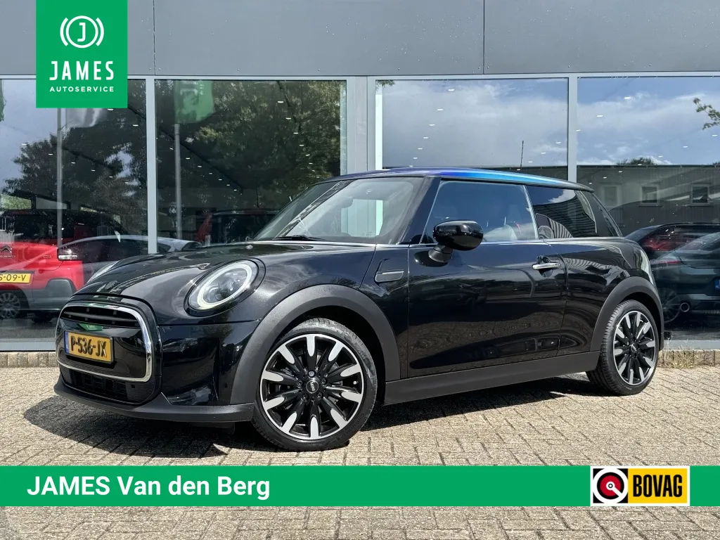 MINI 3-Deurs 1.5 Cooper Classic | DEALER ONDERHOUDEN | UNIEK DAK | STUURWIELVERWARMING |